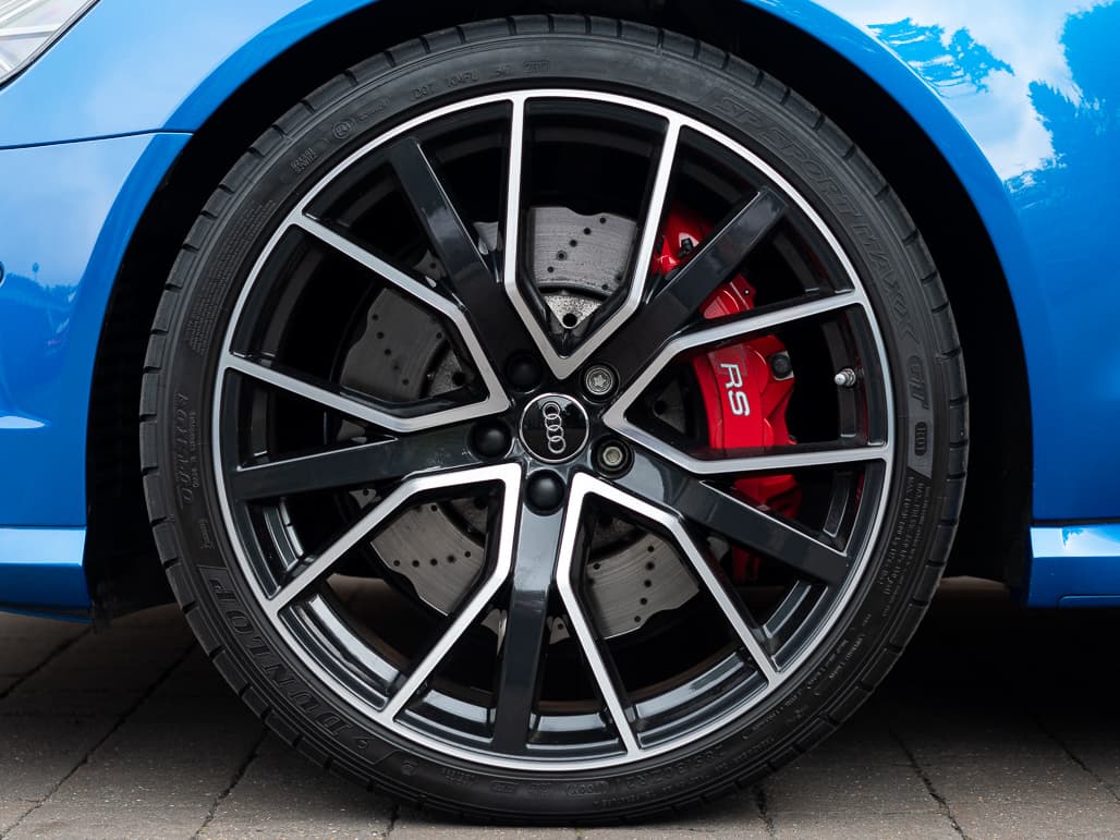 Audi RS6 Avant - Wheel