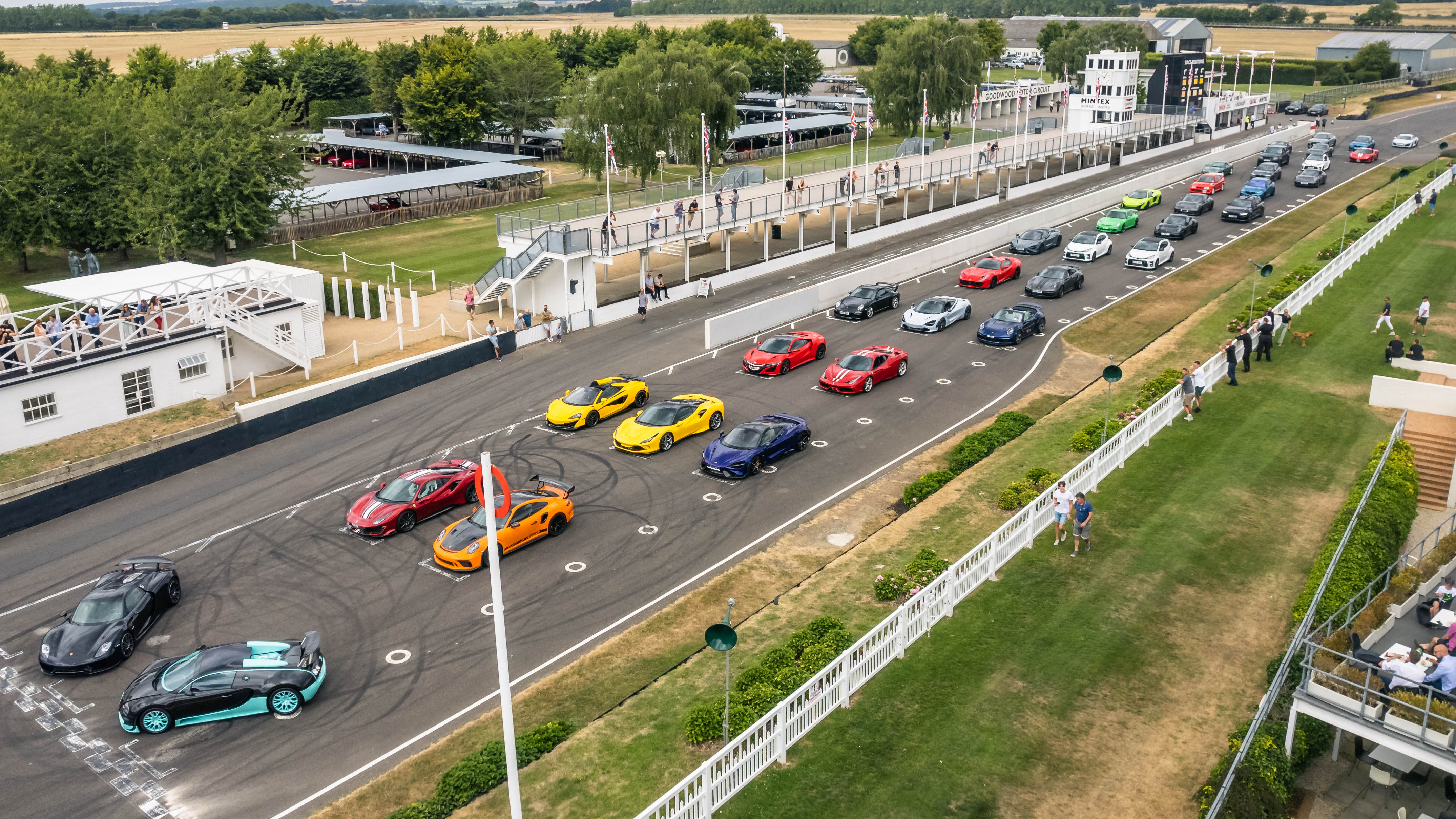 Goodwood Track day grid lineup 